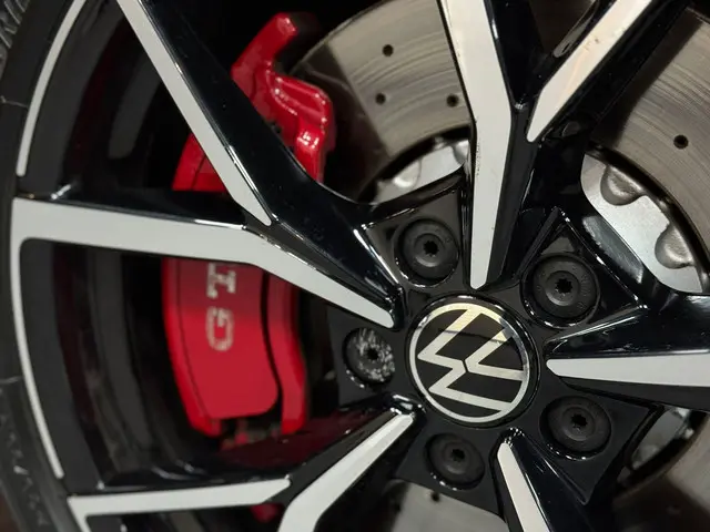 Volkswagen Golf 2.0 TSI GTI|PANO|STOELVER|ACC 2022 Benzine 7