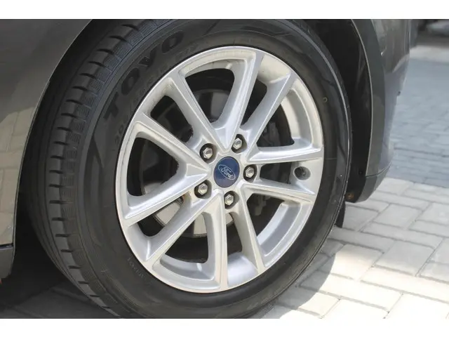 Ford Focus Wagon 1.0 Lease Edition 2016 Benzine 21