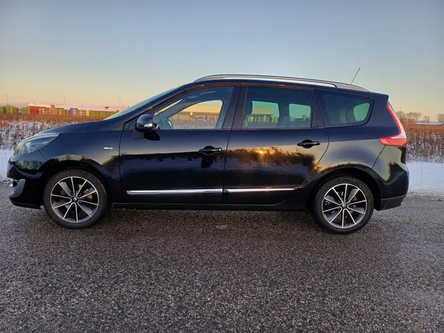Renault Grand Scénic 1.5 dCi Bose 2014 Diesel 10