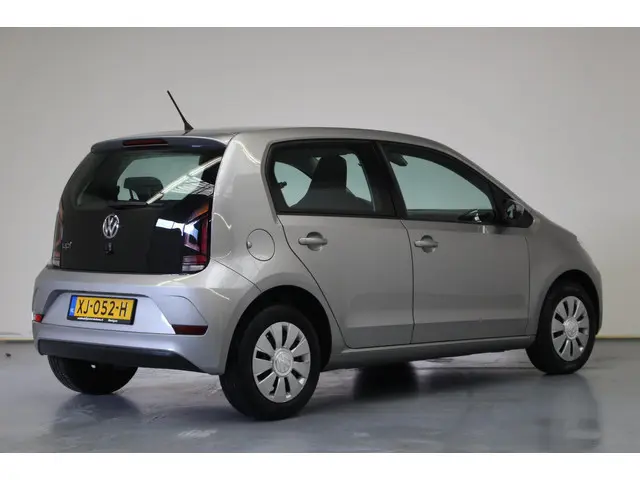 Volkswagen up! 1.0 BMT move up! 2019 Benzine 4