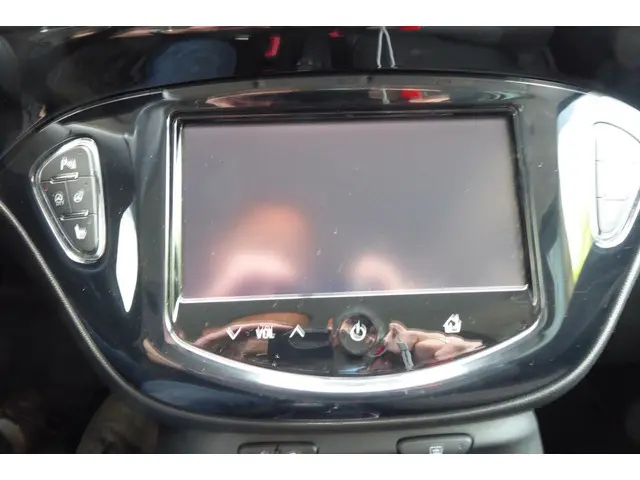 Opel ADAM 1.4 Jam, 2013, 16 inch velgen, Airco 2013 Benzine 22