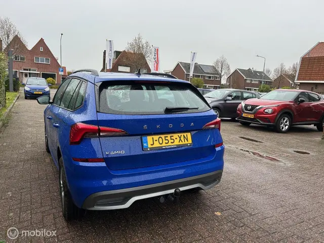 Škoda Kamiq 1.0 TSI Ambition 81 kw trekhaak 2020 Benzine