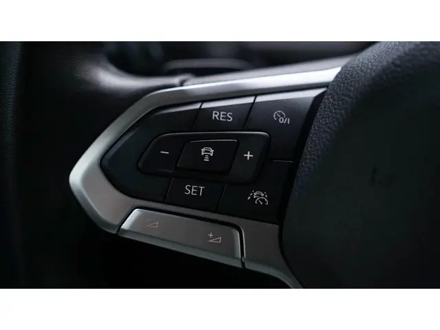 Volkswagen Golf 1.4 eHybrid Style 2022 Hybride Benzine 23