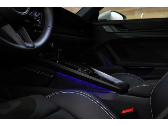 Porsche 911 3.0 Carrera GTS 2023 Benzine 29