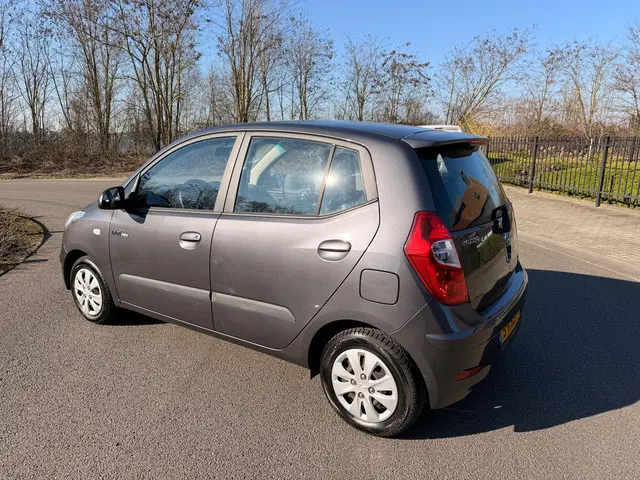 Hyundai i10 1.0 i-Drive Cool Airco Leer Cv 2013 Benzine 3