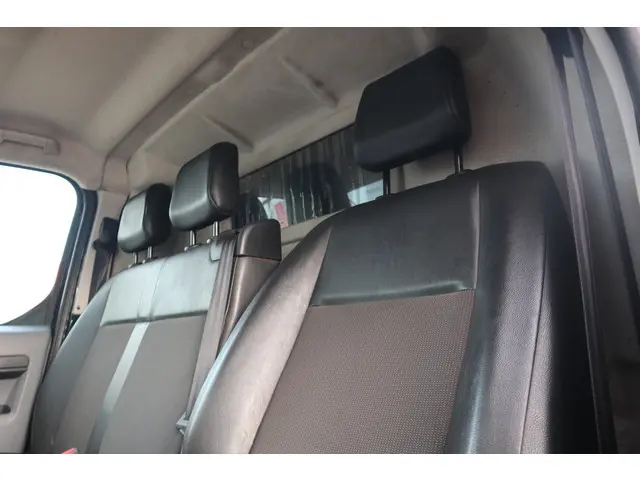 Citroën Jumpy 2.0 BlueHDI 120 M Club 2021 Diesel 24