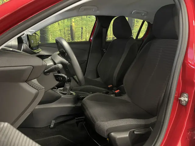 Peugeot 208 1.2 PureTech Active Pack 2021 Benzine 8