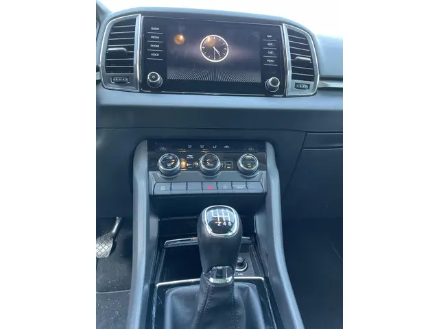 Škoda Karoq 1.0 TSI Business Edition 2022 Benzine 18