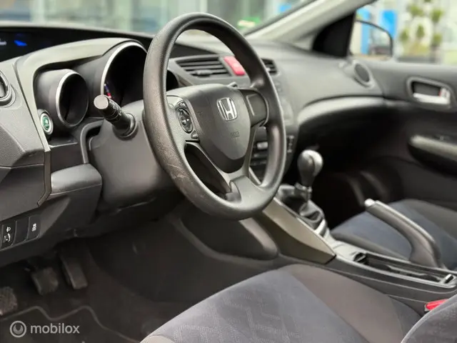 Honda Civic 1.8 Comfort 2012 Benzine 18