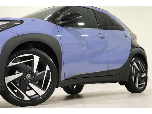 Toyota Aygo X Hybrid 115 envy, 2026 Hybride Benzine 7