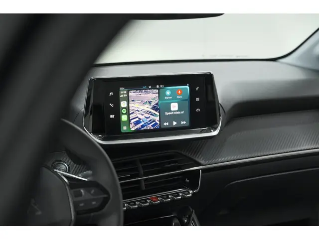 Peugeot 208 PureTech 100 Allure Pack 2023 Benzine 48
