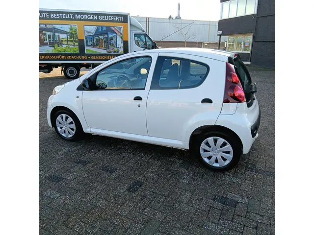 Peugeot 107 1.0 Access Accent 2012 Benzine 4