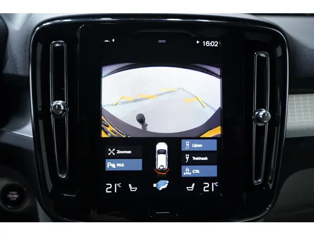 Volvo XC40 1.5 T3 Momentum Pro 2019 Benzine 36