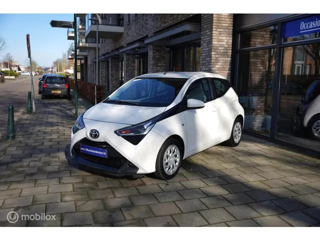 Toyota Aygo 1.0 VVT-i x-joy|CAMERA|LED|2021|NAP 2021 Benzine 7