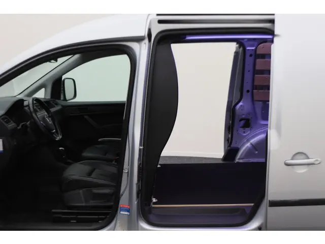 Volkswagen Caddy 2.0 TDI L1H1 BMT Highline 2018 Diesel 14