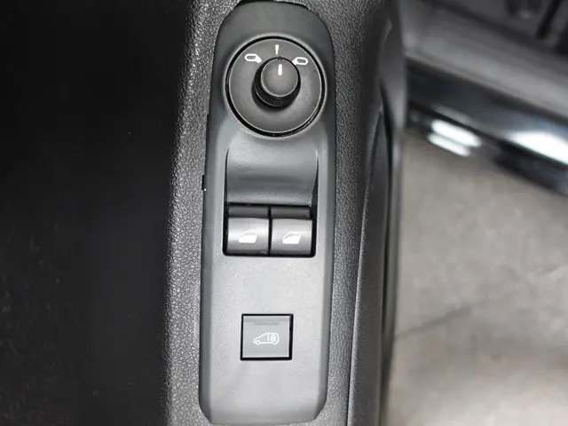 Opel Combo 130pk Automaat L2H1 Edition 2022 Diesel 10