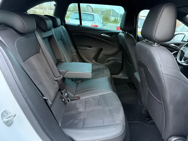 Opel Astra Sports Tourer 1.2 Ultimate 2020 Benzine 9