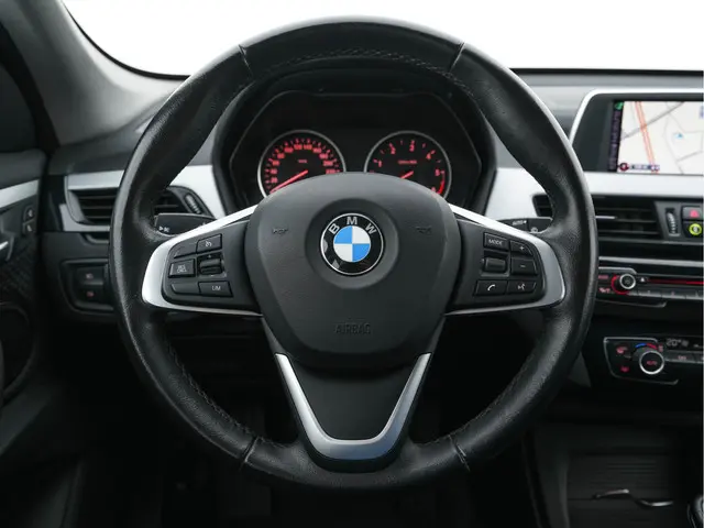BMW X1 sDrive16d Centennial Executive 2016 Diesel 22