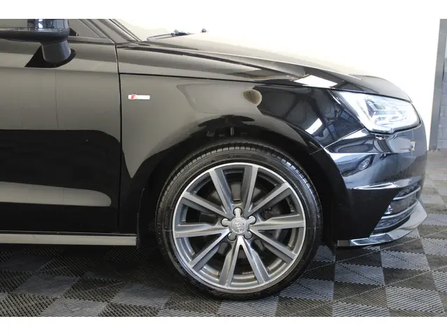 Audi A1 Sportback 1.4 TFSI Design 2017 Benzine 3