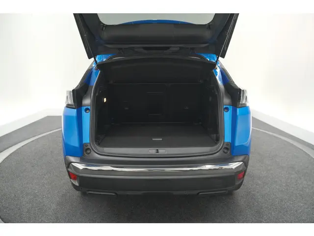 Peugeot 3008 PureTech 130 EAT8 Allure 2022 Benzine 64