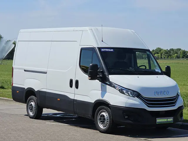 Iveco Daily 35S14 2022 Diesel 5