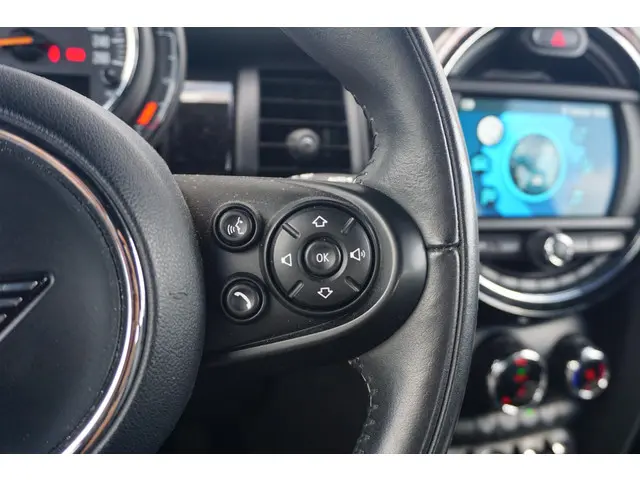 MINI 3-Deurs Cooper 2019 Benzine 15