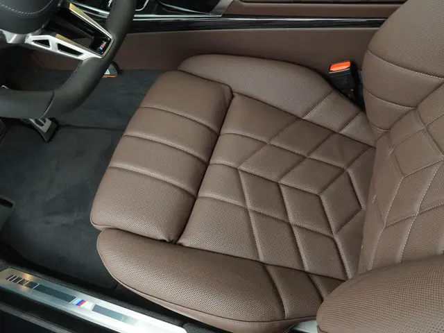 BMW 7 Serie 750e xDrive 2025 Hybride Benzine 13