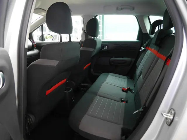 Citroën C3 Aircross 1.2 PureTech S&S Shine 2019 Benzine 12
