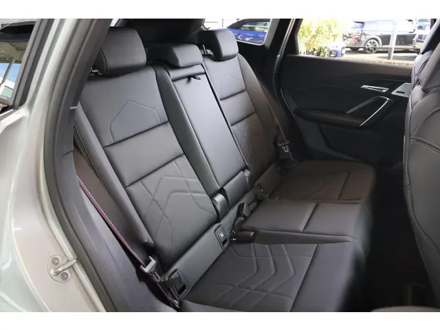 BMW iX1 xDrive30 2025 Elektrisch 9