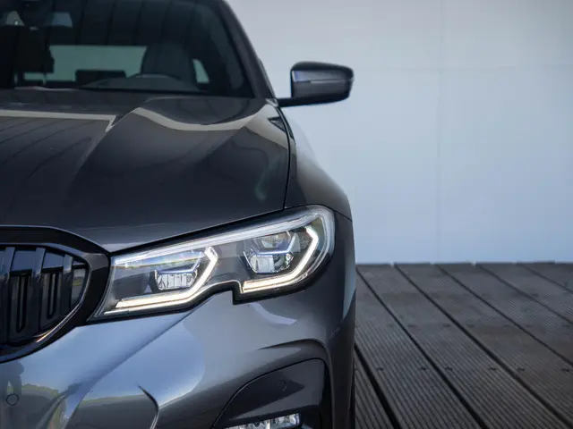 BMW 3 Serie Touring 330e 2021 Hybride Benzine 19