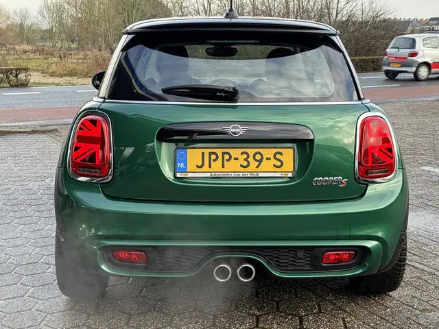 MINI Cooper S 3