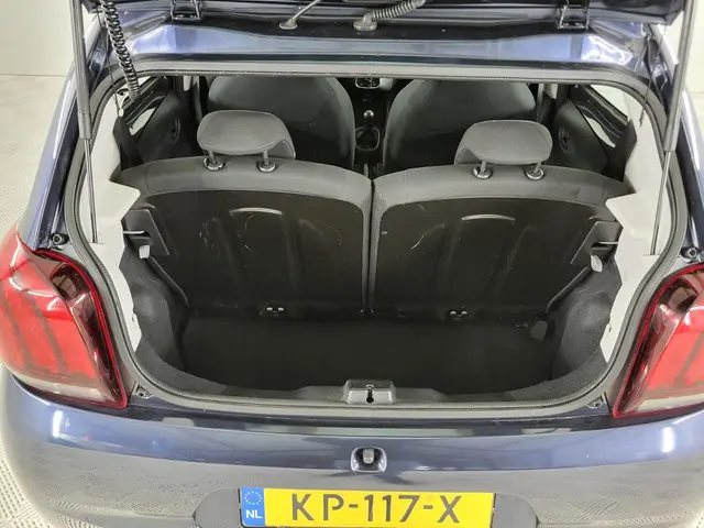 Peugeot 108 1.0 e-VTi Blue Lion 2016 Benzine 9