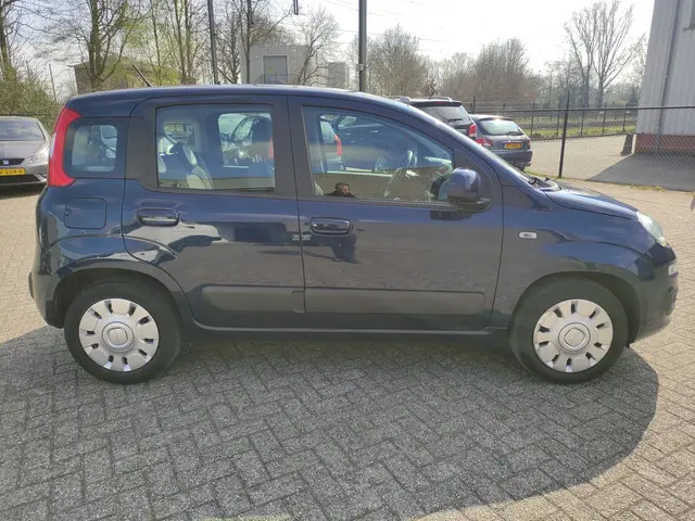 Fiat Panda 1.2 69 Lounge 2017 Benzine 5