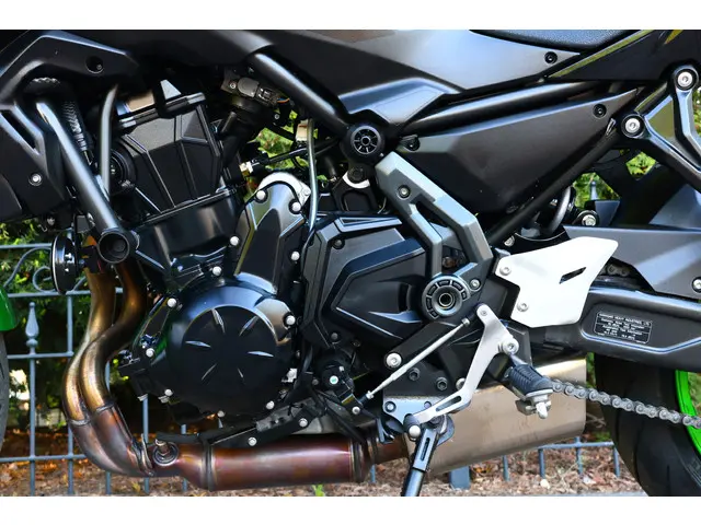 Kawasaki Z650 ABS 50kw 2021 Benzine 22