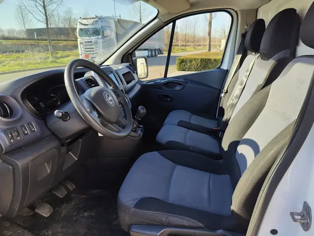 Opel Vivaro 1.6 CDTI Eco bj 2014 127.000km Nap 2014 Diesel 5
