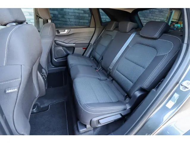 Ford Kuga 2.5 PHEV Cool & Connect 2022 Hybride Benzine 10