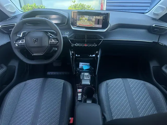 Peugeot 208 Allure Hybride 100pk 2025 Benzine 12
