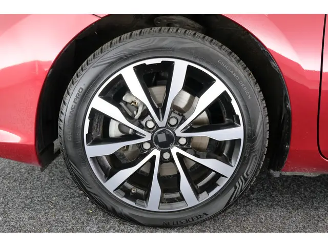Toyota Auris 1.8 Hybrid Energy Plus 2018 Hybride Benzine 29