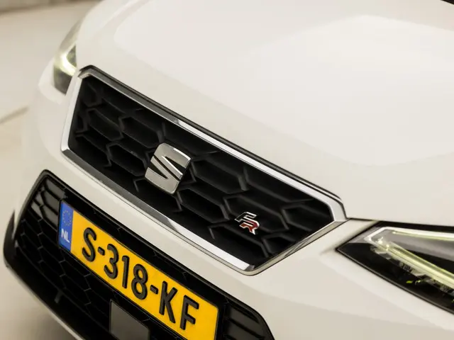 SEAT Arona 1.0 TSI FR Intense Sport 2019 Benzine 31