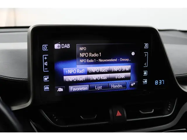 Toyota C-HR 1.8 Hybrid Energy 2018 Hybride Benzine 8