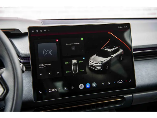 Lynk & Co 08 1.5 More 2025 Hybride Benzine 23