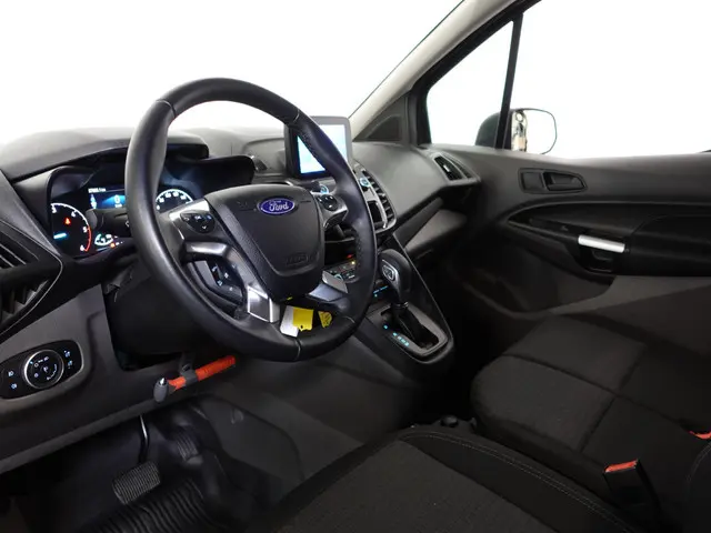 Ford Transit Connect 2