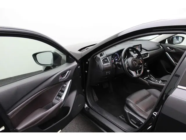 Mazda 6 Sportbreak 2.2D SkyActiv-D 175 GT-M 2015 Diesel 4