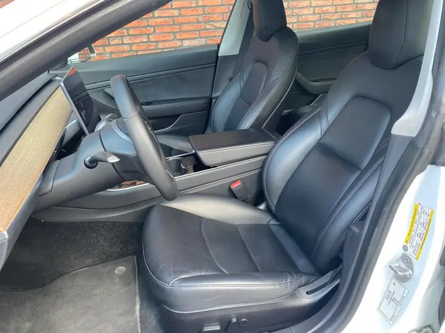 Tesla Model 3 Standard RWD Plus 60 kWh 2020 Elektrisch 8