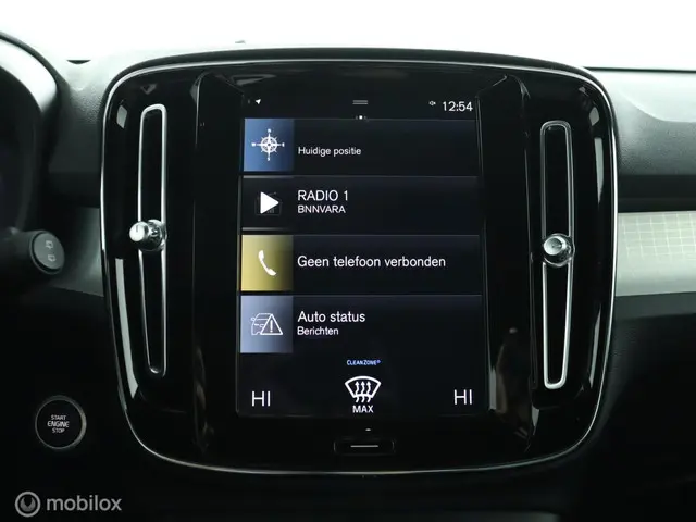 Volvo XC40 1.5 T2 Momentum automaat 2021 Benzine 38