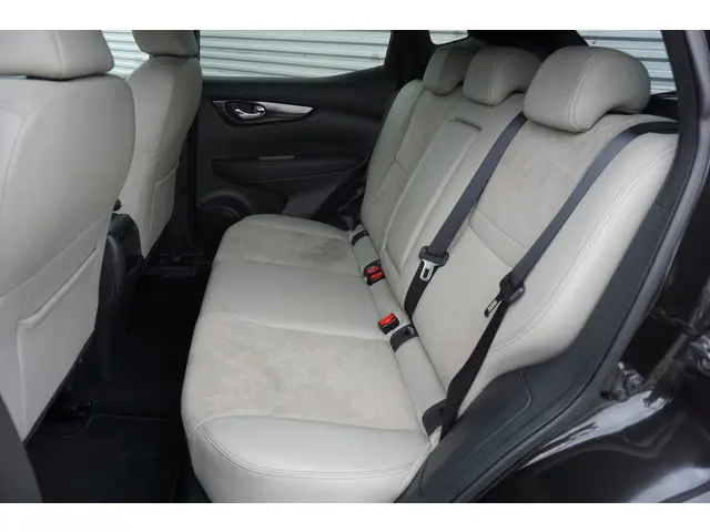 Nissan QASHQAI 1.2 Tekna 2016 Benzine 11