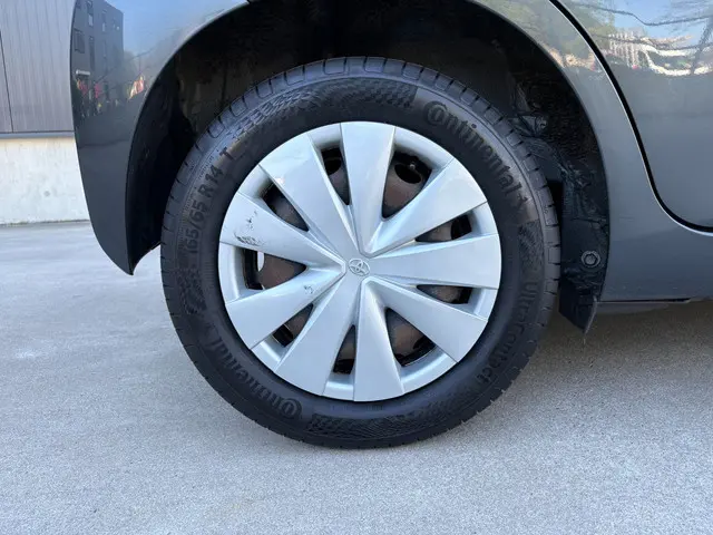 Toyota Aygo 1.0 VVT-I X-NOW 2017 Benzine 8