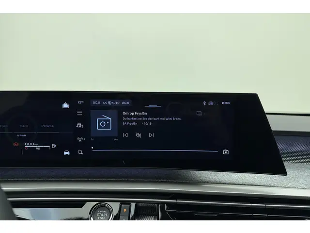 Peugeot 3008 1.2 Hybrid 145 GT 2025 Hybride Benzine 27