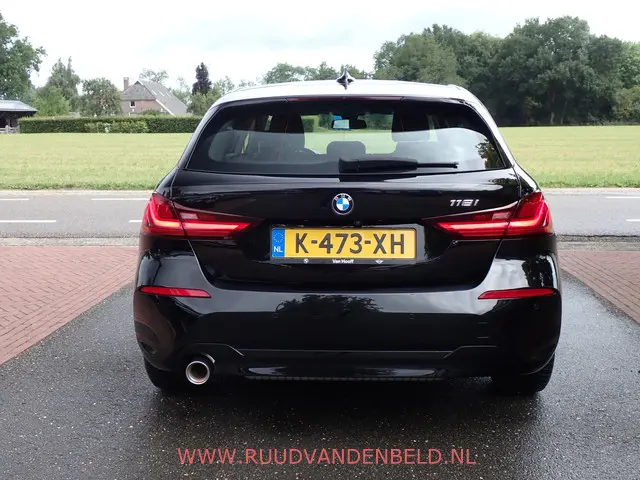 BMW 1 Serie 118i 2021 Benzine 26