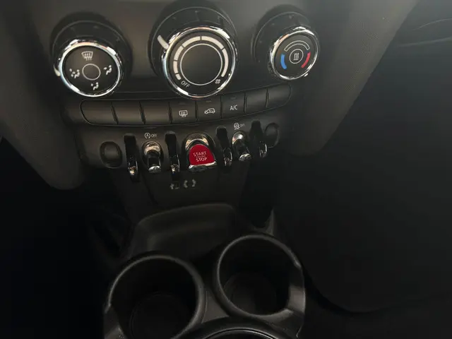 MINI Cooper Mini 1.5 Salt Business 2015 Benzine 15